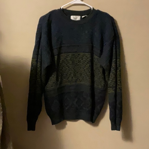 Sears Black and Green Crewneck Sweater Classic Knit - Picture 1 of 4